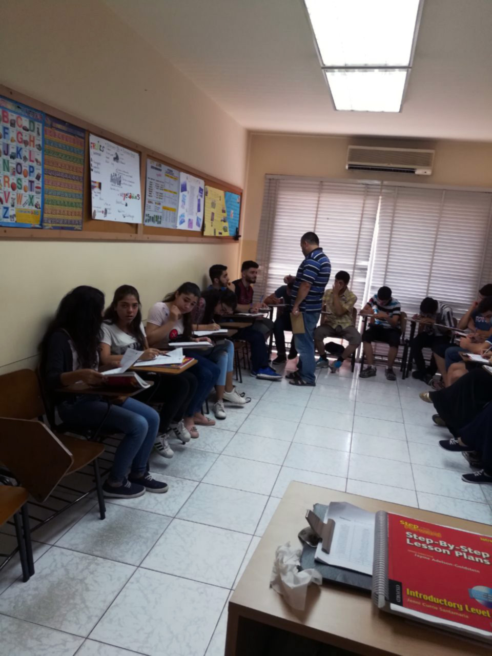 بدء التدريس في دورة اللغة الإنجليزية بالتعاون مع مؤسسة الصفدي. بدء التدريس في دورة اللغة الإنجليزية بالتعاون مع مؤسسة الصفدي.